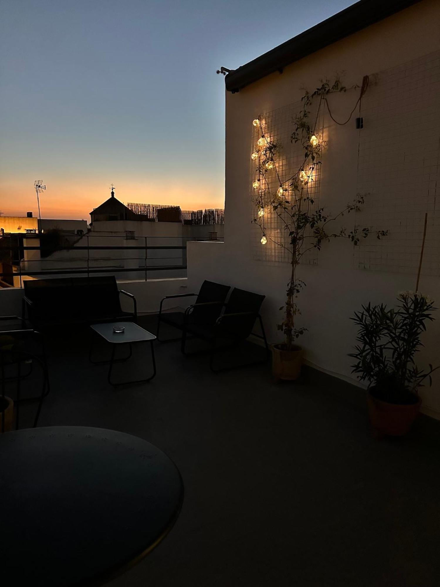 RR Apartamentos Arrayan 23 Sevilla Bagian luar foto