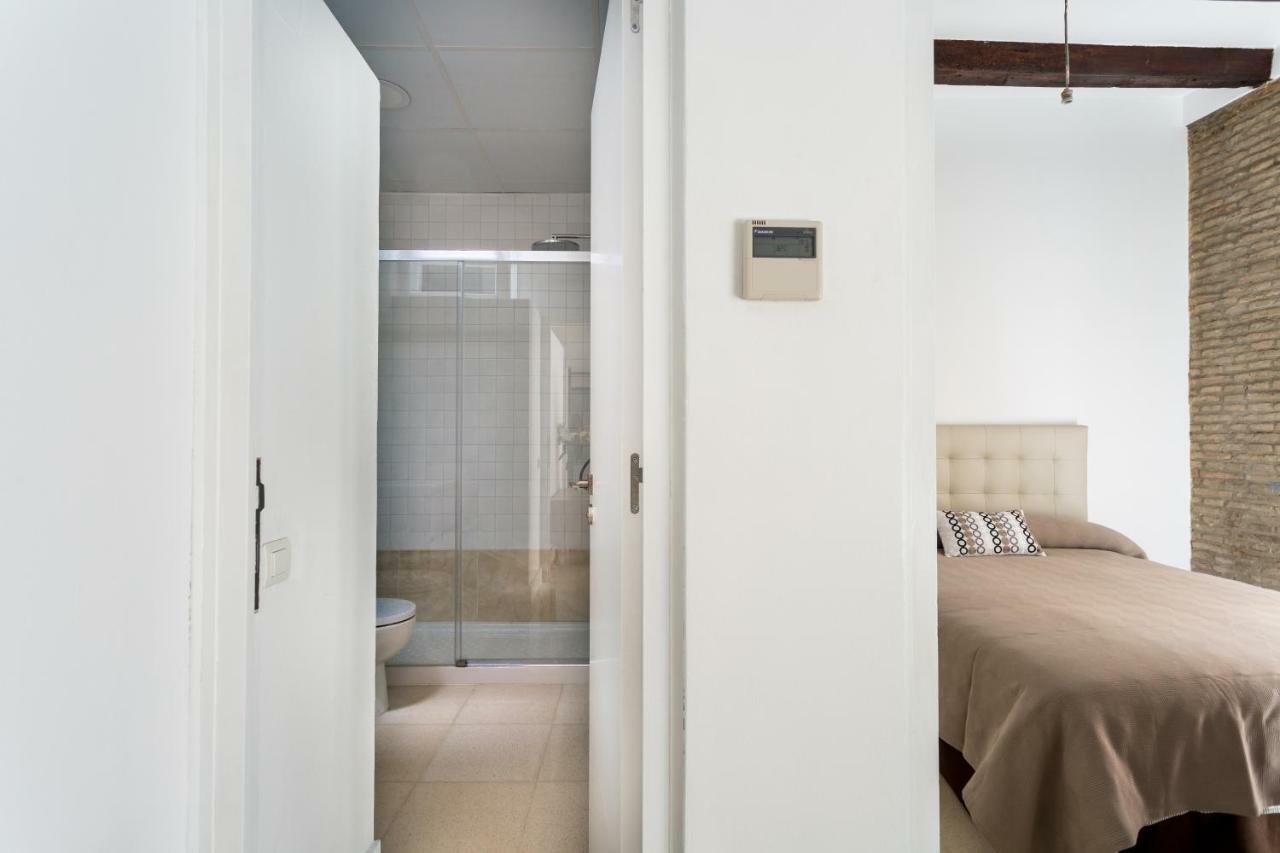 RR Apartamentos Arrayan 23 Sevilla Bagian luar foto