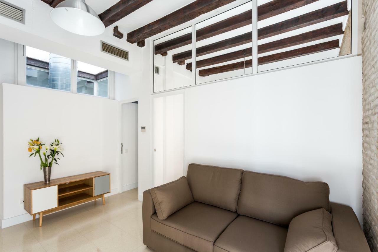 RR Apartamentos Arrayan 23 Sevilla Bagian luar foto