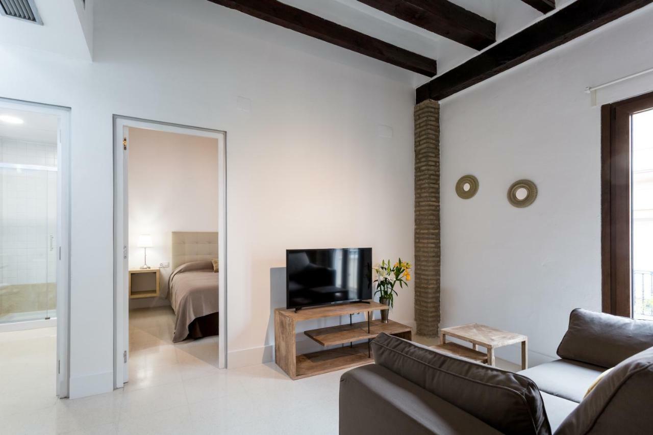RR Apartamentos Arrayan 23 Sevilla Bagian luar foto