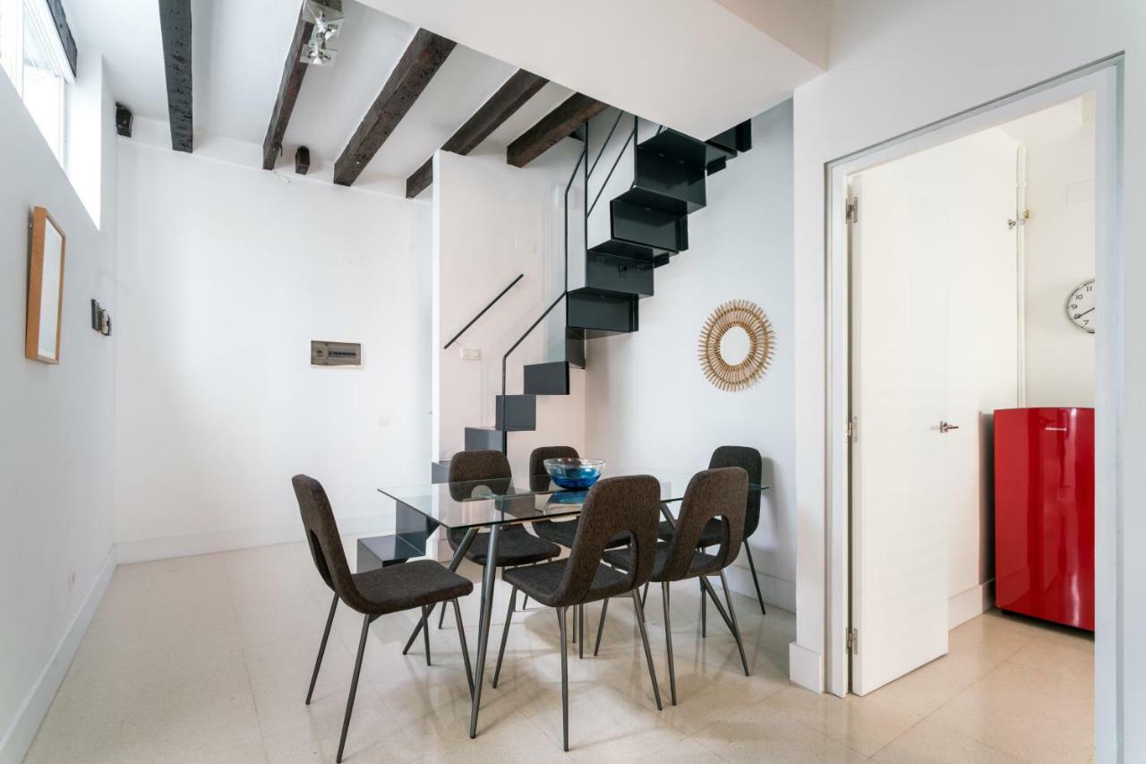 RR Apartamentos Arrayan 23 Sevilla Bagian luar foto