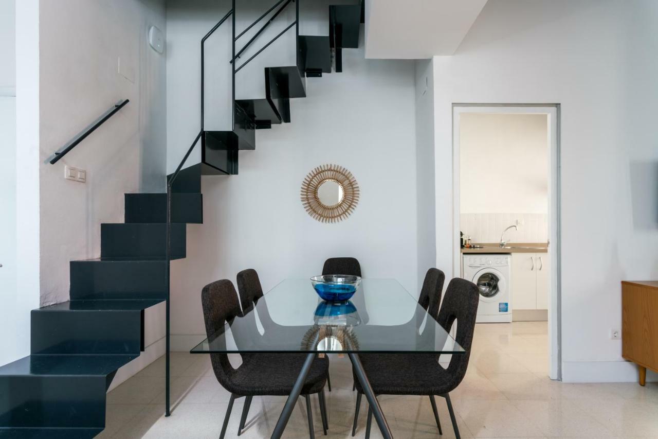 RR Apartamentos Arrayan 23 Sevilla Bagian luar foto