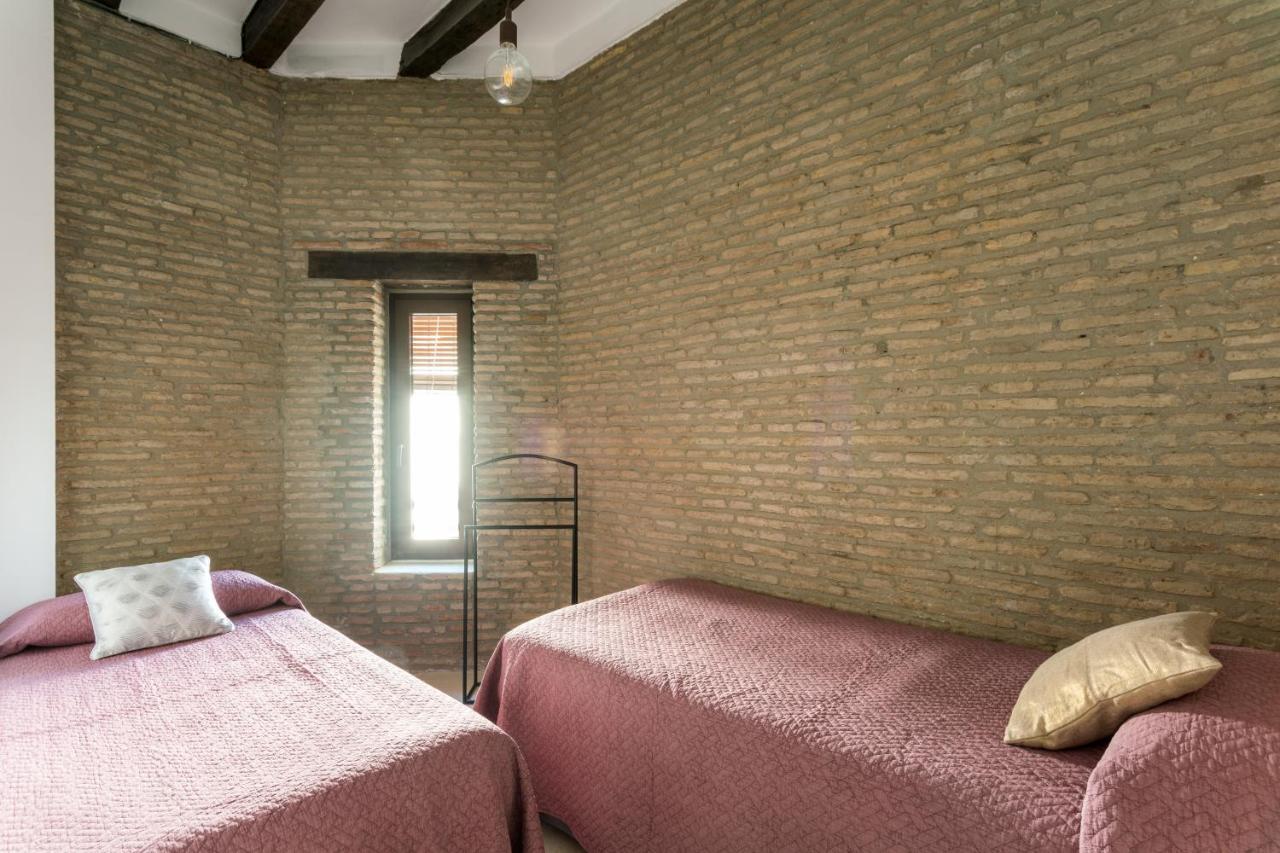 RR Apartamentos Arrayan 23 Sevilla Bagian luar foto