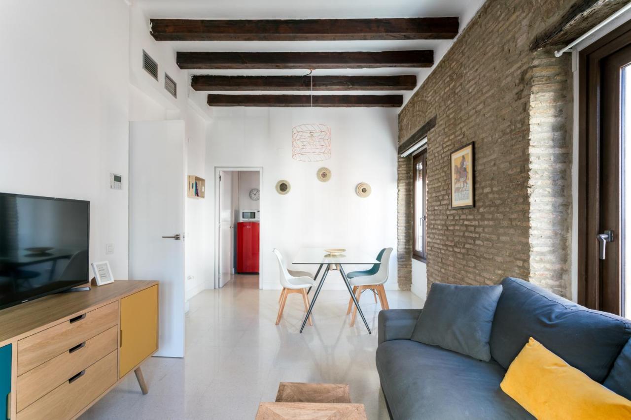 RR Apartamentos Arrayan 23 Sevilla Bagian luar foto