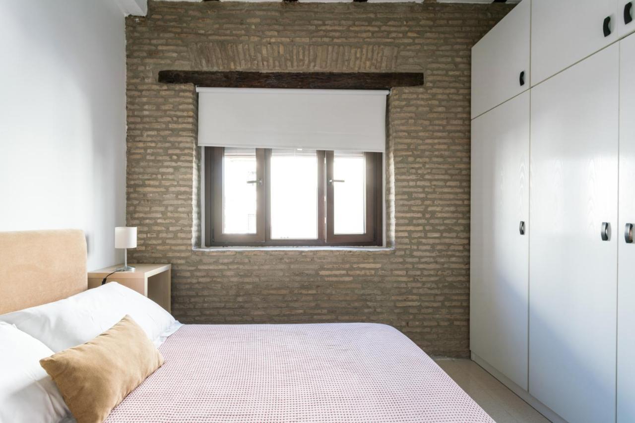 RR Apartamentos Arrayan 23 Sevilla Bagian luar foto